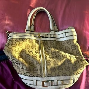 MK purse. Big bag